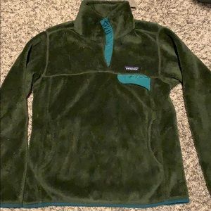 Patagonia re-tool pull over